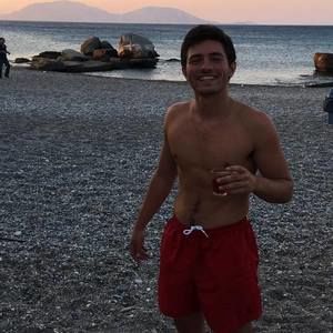 Meet your Posher, Zach